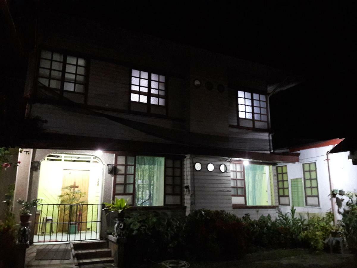 Green Bamboo Transient House Iloilo City Exterior foto