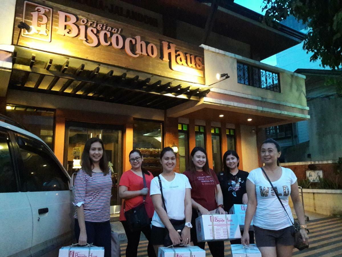Green Bamboo Transient House Iloilo City Exterior foto